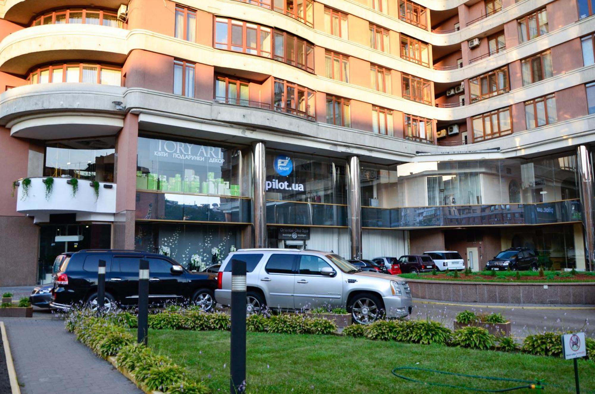 Diplomat Aparthotel 基輔 外观 照片